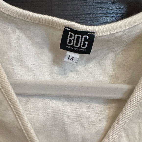 BDG Urban Outfitters Women's Lexi Crop Button-Up Top - Cream - Picture 3 of 5